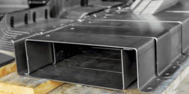 خمکاری حرفهای ورق فلزی با دستگاه پرس برک CNC – مناسب برای راهنمای خرید و ثبت سفارش