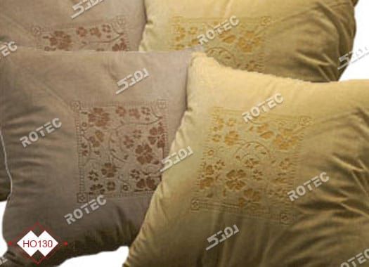 طرح حکاکی روی کوسن