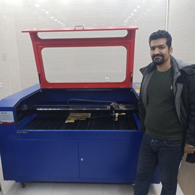 تصویر رضایت مشتری از سفارش دستگاه برش لیزری RT1390 با خدمات پشتیبانی
